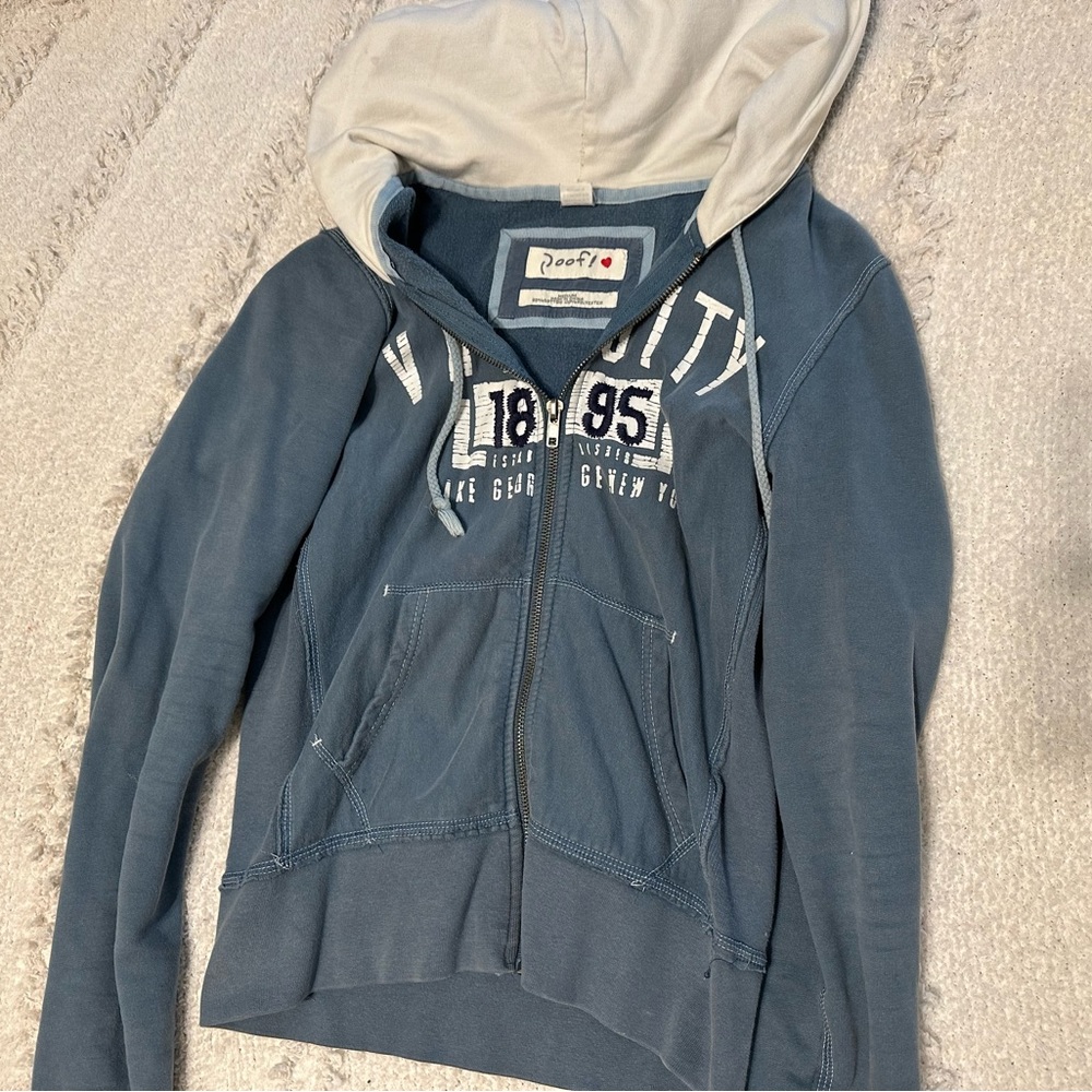 poof blue and white vintage zip up!
